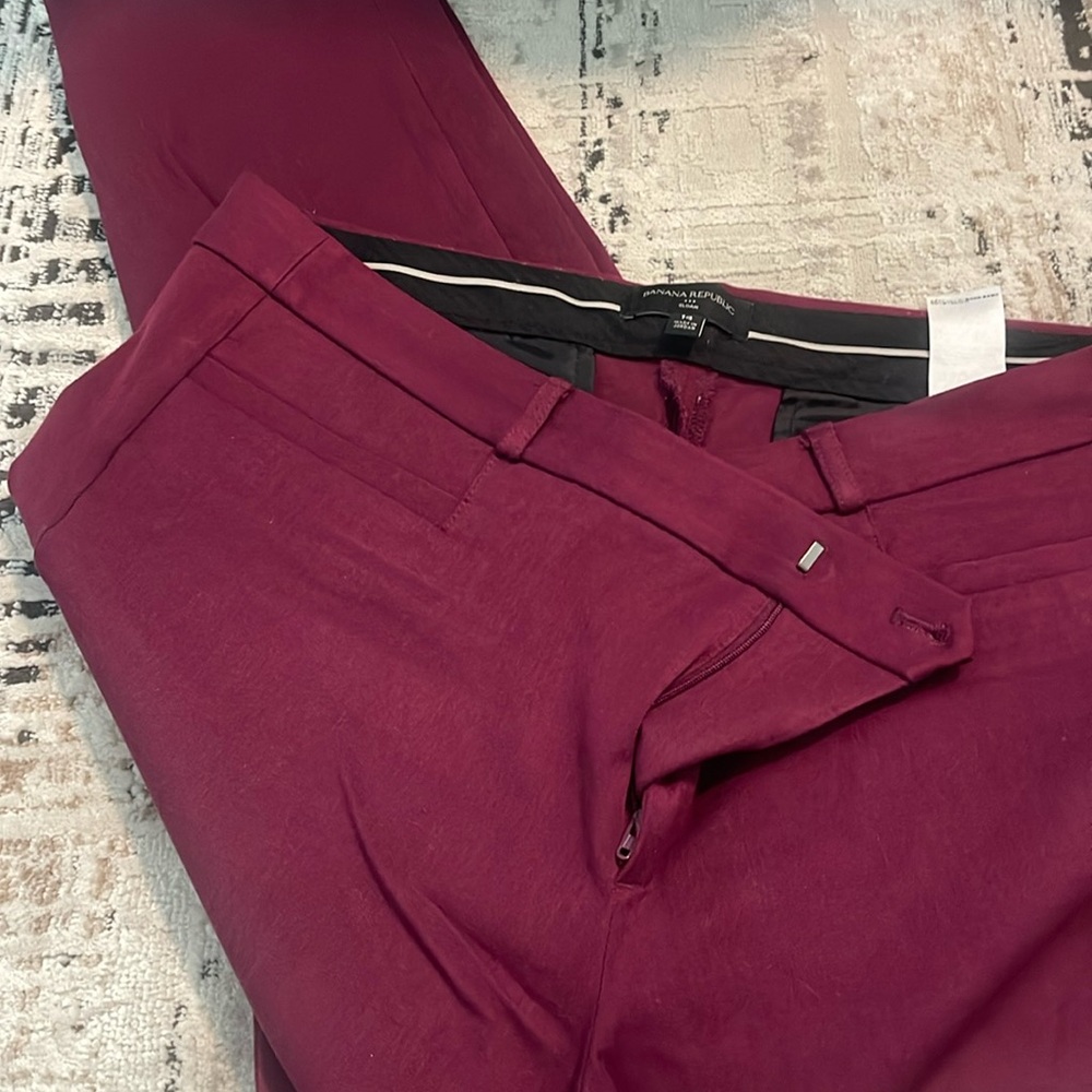 Banana Republic Women's Ankle Cropped Pants - Deep Berry